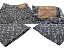 Load image into Gallery viewer, LOUIS VUITTON ルイヴィトン モノグラム デニムパンツ サイズW34 レディース WJPA43CF7 美品 中古 56890