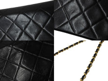 Load image into Gallery viewer, CHANEL シャネル マトラッセ チェーン ショルダーバッグ 4番台 ラムスキン フルフラップ ブラック ゴールド金具 美品 中古 56911