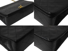 Load image into Gallery viewer, CHANEL シャネル マトラッセ チェーン ショルダーバッグ 4番台 ラムスキン フルフラップ ブラック ゴールド金具 美品 中古 56911