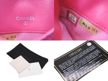 Load image into Gallery viewer, CHANEL シャネル マトラッセ カードケース 19番台 ピンク カーフスキン ココマーク ロゴ 小物入れ シルバー金具 美品 中古 56929