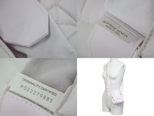 Load image into Gallery viewer, 極美品 BOTTEGAVENETA ボッテガヴェネタ 22SS イントレチャート ミニキャンディ パデットカセット バッグ ピンク 中古 56930