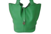 Load image into Gallery viewer, 極美品 HERMES エルメス ピコタンロックTGM ハンドバッグ バンブー グリーン トリヨンクレマンス T刻印 鞄 中古 56934