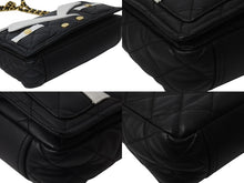 Load image into Gallery viewer, MOSCHINO モスキーノ ジャケットキルティング ダブルチェーン ショルダーバッグ ブラック ホワイト バイカラー 良品 中古 56952