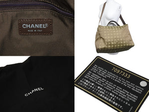極美品 CHANEL シャネル ニュートラベルライン ナイロン 2WAY ショルダーバッグ 7番台 ボストンバッグ カーキ A15969 中古 56958