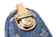 Load image into Gallery viewer, 極美品 LOUIS VUITTON ルイヴィトン モノグラムデニム トゥルース スピーディPM ミニポーチ M95082 ブルー 中古 56974