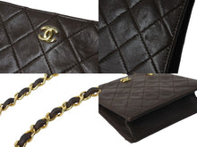 Load image into Gallery viewer, CHANEL シャネルチェーンショルダーバッグ ココマーク マトラッセ ラムスキン 1985〜1990 ダークブラウン ゴールド 美品 中古 57039