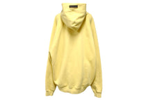 Load image into Gallery viewer, FEAR OF GOD ESSENTIALS フィア オブ ゴッド エッセンシャルズ パーカー スウェット イエロー サイズXL 美品 中古 57056