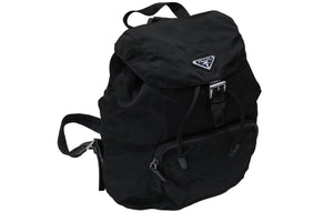 PRADA プラダ リュック デイパック バックパック 三角ロゴ トライアングルロゴ ブラック B4650 中古 57102