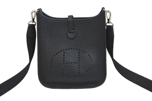 新品同様 HERMES エルメス ショルダーバッグ エヴリンTPM トリヨンクレマンス ブラック U刻印 シルバー金具 中古 57112