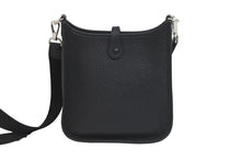 Load image into Gallery viewer, 新品同様 HERMES エルメス ショルダーバッグ エヴリンTPM トリヨンクレマンス ブラック U刻印 シルバー金具 中古 57112