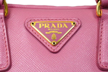 Load image into Gallery viewer, PRADA プラダ 2WAYミニバッグ ハンドバッグ サフィアーノ ピンク ゴールド金具 BL0705 良品 中古 57125