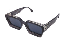 Load image into Gallery viewer, 極美品 LOUIS VUITTON ルイヴィトン サングラス 1.1 ミリオネア 20SS グレーマーブル 58□17 145 Z1326E シルバー金具 中古 57137