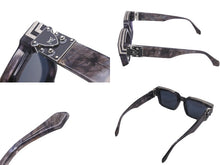 Load image into Gallery viewer, 極美品 LOUIS VUITTON ルイヴィトン サングラス 1.1 ミリオネア 20SS グレーマーブル 58□17 145 Z1326E シルバー金具 中古 57137