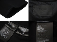 Load image into Gallery viewer, PRADA プラダ 22AW テクニカル コットン スウェット ブラック トライアングルロゴ 現行 UJL30A サイズXS 美品 中古 57156