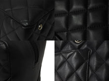 Load image into Gallery viewer, CHANEL シャネル カンボンライン ボーリング バッグ ショルダーバッグ 10番台 カーフスキン ブラック ココマーク 良品 中古 57178