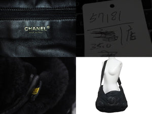 CHANEL シャネル ショルダーバッグ ココマーク 10番台 ブラック ムートン スエード 美品 中古 57181