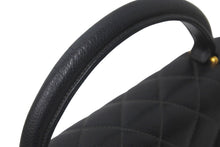 Load image into Gallery viewer, CHANEL シャネル ハンドバッグ トップハンドル ケリー型 4番台 キャンバス ブラック ゴールド金具 美品 中古 57193