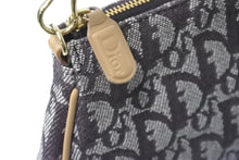 Load image into Gallery viewer, Christian Dior クリスチャンディオール ハンドバッグ トロッター サドルポーチ キャンバス MC1001 ゴールド金具 美品 中古 57202