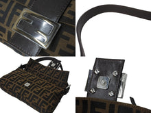 Load image into Gallery viewer, 新品同様品 FENDI フェンディ ズッカ柄 マンマバケット ワンショルダーバッグ ブラウン コットンキャンバス レザー 中古 57204