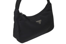 Load image into Gallery viewer, PRADA プラダ ハンドバッグ ワンショルダーバッグ テスート 三角ロゴプレート ナイロン ブラック シルバー金具 美品 中古 57206