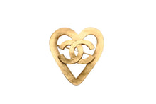 Load image into Gallery viewer, CHANEL シャネル ブローチ ハートモチーフ ココマーク 95P刻印 1995年 スプリングコレクション GP ゴールド金具 美品 中古 5720
