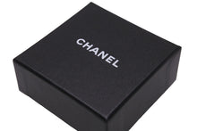 Load image into Gallery viewer, CHANEL シャネル ブローチ ハートモチーフ ココマーク 95P刻印 1995年 スプリングコレクション GP ゴールド金具 美品 中古 5720