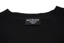 Load image into Gallery viewer, BALENCIAGA バレンシアガ ピクセルロゴ オーバーサイズ Tシャツ 21AW ブラック コットン M 612966 TKV17 美品 中古 57255