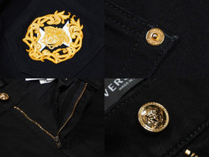 VERSACE ヴェルサーチ 刺繍 メデューサ デニムパンツ ブラック ゴールド金具 ロゴ ボトムス A81832 サイズ31 美品 中古 57260