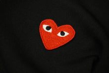 Load image into Gallery viewer, 未使用 プレイコムデギャルソン PLAY COMME des GARCONS パーカー AZT-173 ブラック タグ付き 中古 57268