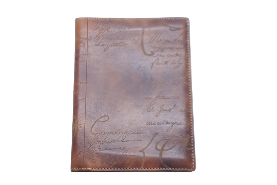 Berluti ベルルッティ 財布 パスポートホルダー ダークブラウン レザー 美品 中古 57305