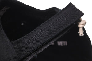 極美品 VETEMENTS ヴェトモン ベースボールキャップ 帽子 ロゴ UE51CA200B 2021SS ブラック コットン 中古 57332 