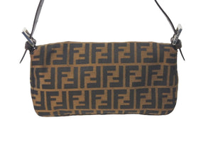 FENDI フェンディ ハンドバッグ アクセサリー ポーチ ズ柄ッカ マンマバケット ブラウン シルバー 美品 中古 57394 