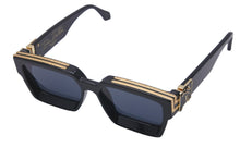 Load image into Gallery viewer, LOUIS VUITTON ルイヴィトン サングラス Z1165E 1.1 ミリオネア ブラック 58□17 145 ゴールド金具 美品 中古 57402