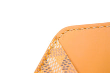 Load image into Gallery viewer, 極美品 GOYARD ゴヤール カードケース ストラップ イエロー ヘリンボーン マーカージュ 中古 57403