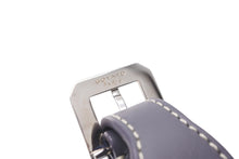 Load image into Gallery viewer, 極美品 GOYARD ゴヤール ストラップMM ミディアムモデル アクセサリー グレー レザー シルバー金具 中古 57404