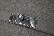 Load image into Gallery viewer, HERMES エルメス ショルダーバッグ ジプシエール 31 □Q刻印 2013年 エタン トリヨンクレマンス シルバー金具 美品 中古 57414