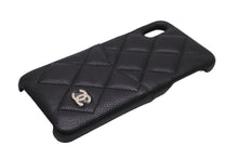 Load image into Gallery viewer, 極美品 CHANEL シャネル マトラッセ キャビアスキン X .XS スマホケース ブラック 28番台 iPhoneケース ココマーク 中古 57439
