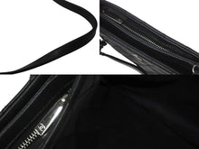 Load image into Gallery viewer, CHANEL シャネル ココマーク ミニショルダーバッグ キルティング 19番台 カーフ ブラック シルバー金具 美品 中古 57491