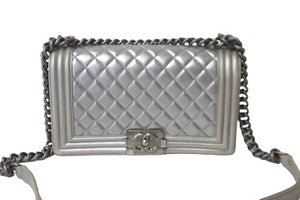 CHANEL シャネル ショルダーバッグ ボーイシャネル ココマーク 19番台 シルバー ラムスキン メタリック金具 美品 中古 57492