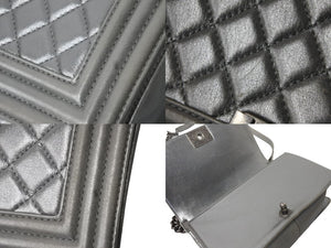 CHANEL シャネル ショルダーバッグ ボーイシャネル ココマーク 19番台 シルバー ラムスキン メタリック金具 美品 中古 57492