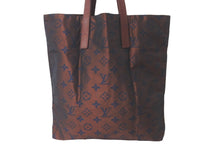 Load image into Gallery viewer, LOUIS VUITTON ルイヴィトン トートバッグ カバ エスカパード モノグラム ボルドー ナイロン M56710 美品 中古 57523