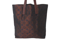 Load image into Gallery viewer, LOUIS VUITTON ルイヴィトン トートバッグ カバ エスカパード モノグラム ボルドー ナイロン M56710 美品 中古 57523