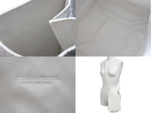 Load image into Gallery viewer, BOTTEGAVENETA ボッテガヴェネタ ショルダーバッグ ミニ ザ ノット イントレチャート ホワイト 639293 美品 中古 57529