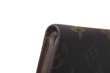 Load image into Gallery viewer, LOUIS VUITTON ルイヴィトン フォトフレーム ポシェット フォト モノグラムキャンバス M58817 ゴールド金具 美品 中古 57542