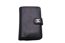 Load image into Gallery viewer, CHANEL シャネル セブルガライン 二つ折り財布 ミドルウォレット キャビアスキン ココマーク 15番台 ブラック 美品 中古 57548