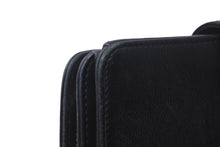 Load image into Gallery viewer, CHANEL シャネル セブルガライン 二つ折り財布 ミドルウォレット キャビアスキン ココマーク 15番台 ブラック 美品 中古 57548