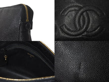 Load image into Gallery viewer, CHANEL シャネル ポーチ 化粧ポーチ キャビアスキン ココマーク 4番台 ブラック ゴールド金具 美品 中古 57551