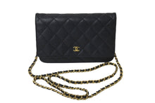 Load image into Gallery viewer, CHANEL シャネル ウォレットチェーンショルダーバッグ ココマーク A33814 18番台 2014 マトラッセ キャビアスキン 美品 中古 57592