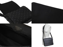 Load image into Gallery viewer, LOUIS VUITTON ルイヴィトン ショルダーバッグ M44000 モノグラムエクリプスキャンバス ブラック シルバー金具 美品 中古 57620
