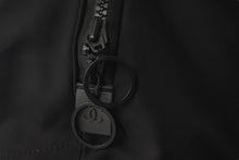 Load image into Gallery viewer, CHANEL シャネル ボストンバッグ スポーツライン 8番台 ココマーク ブラック ナイロン ブラック金具 美品 中古 57629
